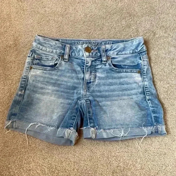 American eagle midi rise jean shorts in size 0 - Picture 1 of 5
